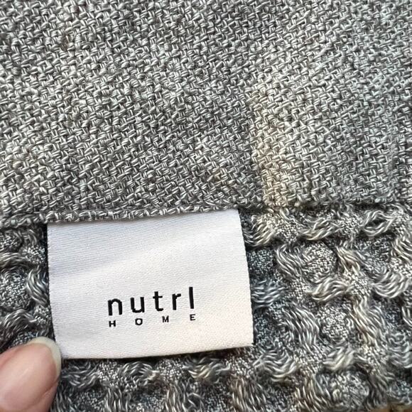 Nutrl Home Bath Towel 56 x 29" Gray Waffle Weave 100% Supima Cotton Loops - Picture 3 of 8